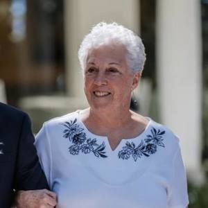 Meet your Posher, Vera